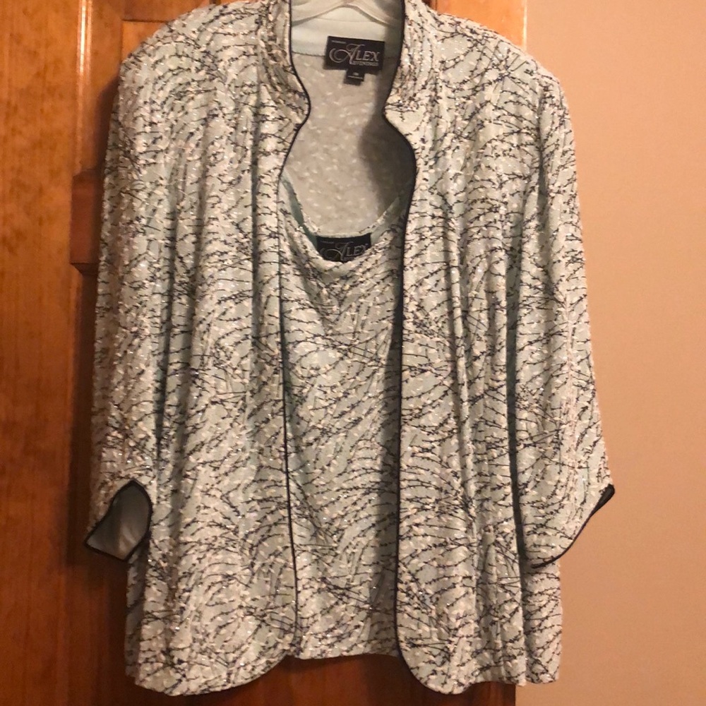 Elegant jacket and tank